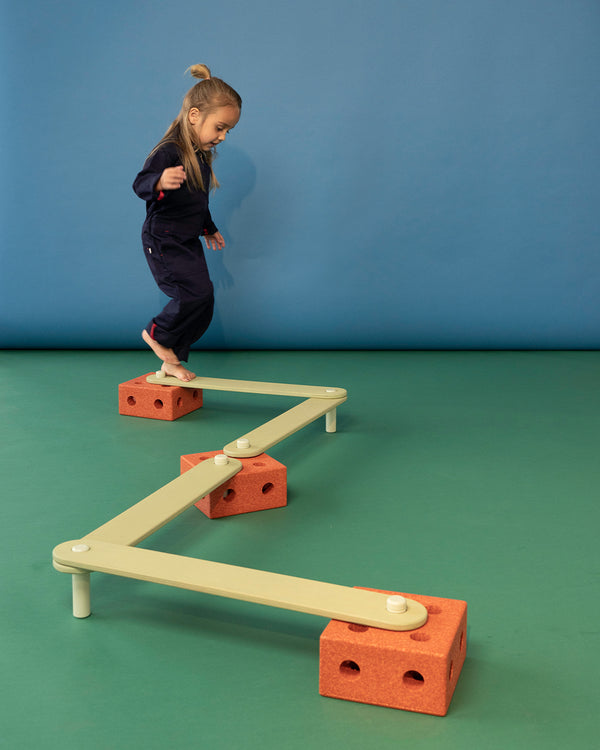 Balance Track 8 Balance Track 8
