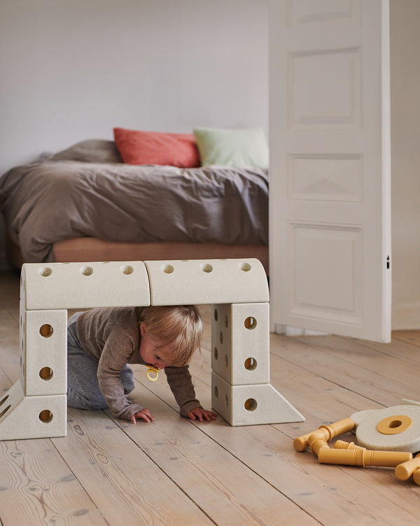 Crawling Arch