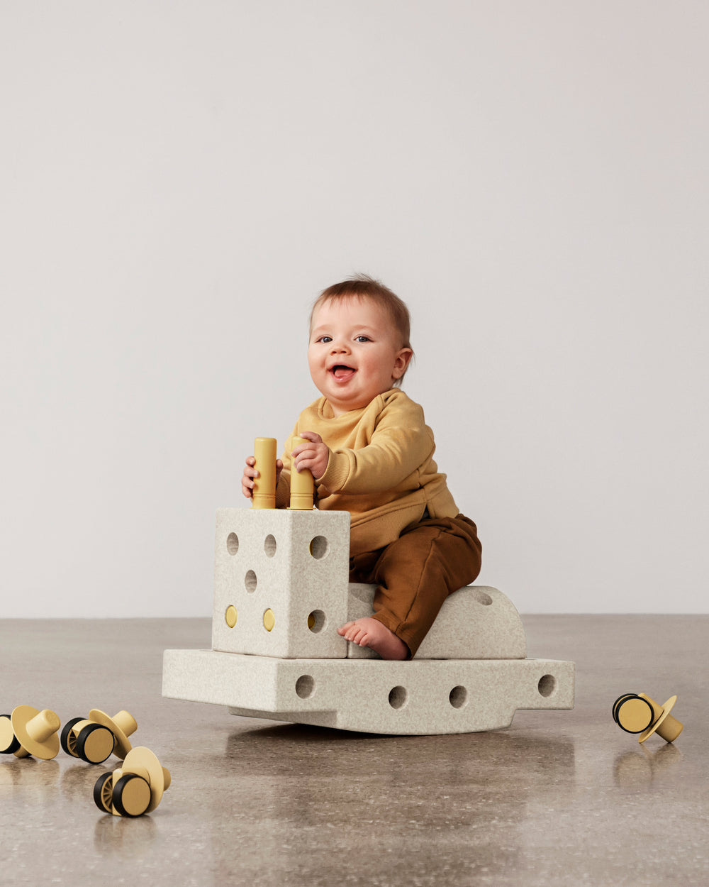 MODU Curiosity Set in Sand Grey Honey Yellow. Life-sized building toy. Encourages motor skill development.