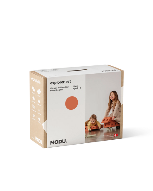 MODU Explorer Set in gebranntem Orange und staubigem Grün. Lebensgroßes Bauspielzeug für aktives Spielen.